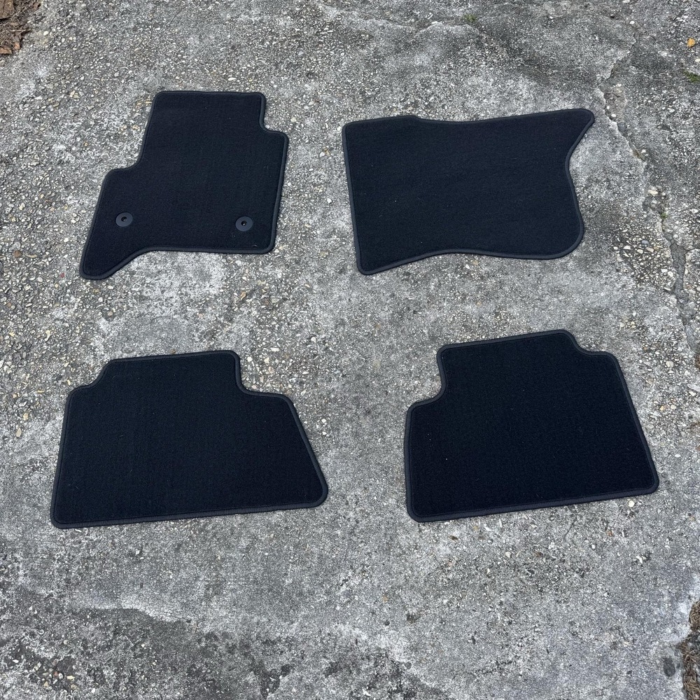 2015-2019 Chevrolet Tahoe OEM Black Carpet Floor Mat Set Of 4 84185306